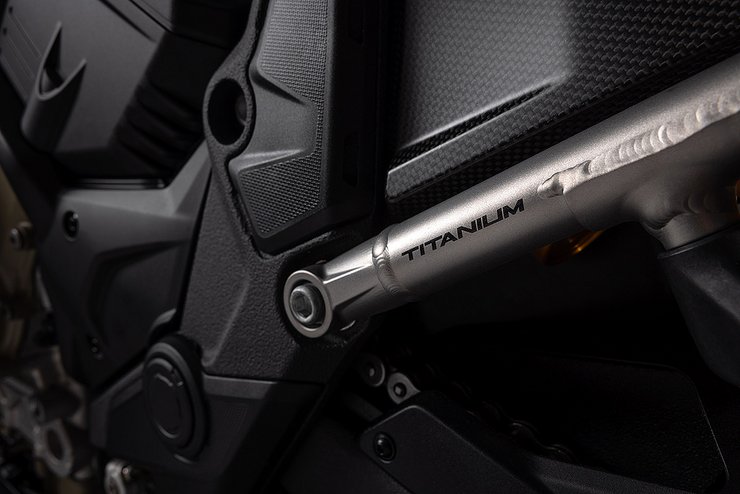 Multistrada V4 RS FL Slide 2