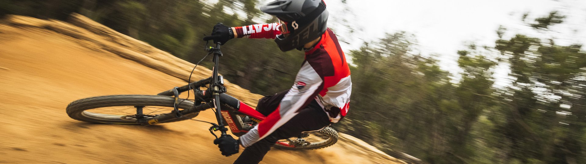 TK-01 RR Limited Edition Slide 3